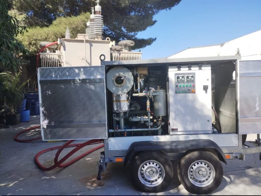Máquina de desgasificación de aceite dieléctrico CMM-4/7