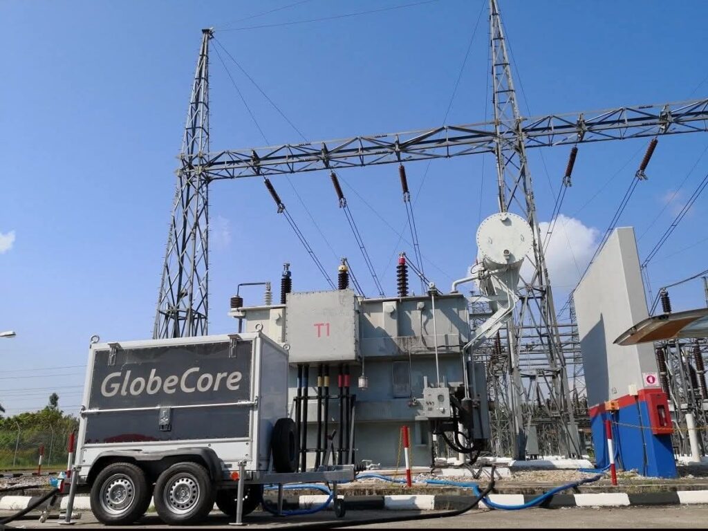 Máquina de desgasificación de aceite dieléctrico CMM-4/7 en Ecuador